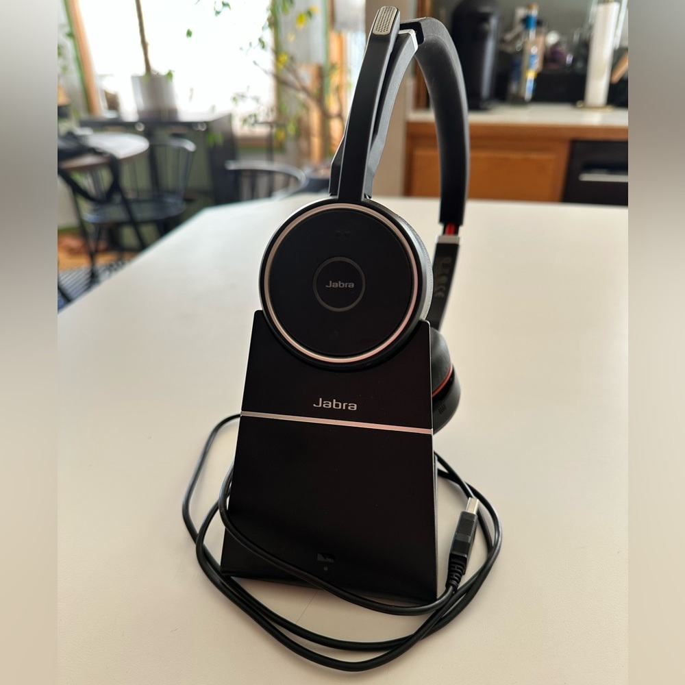 Bluetooth Jabra Headset model number HSC040W